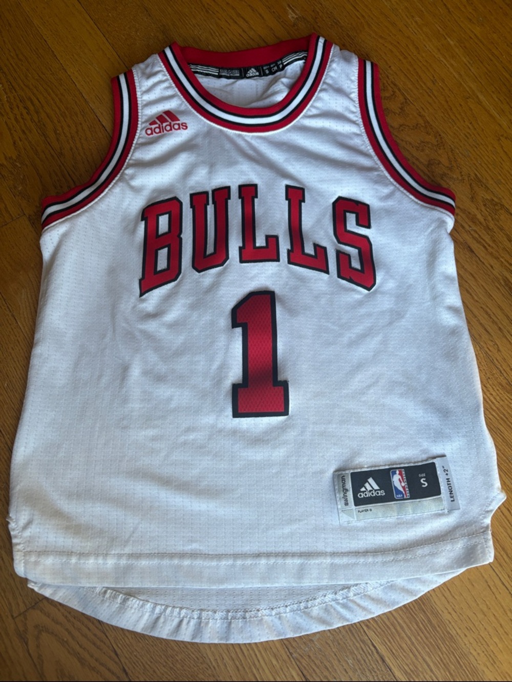 adidas White & Red Chicago Bulls Kids Basketball Jersey Derrick Rose #1